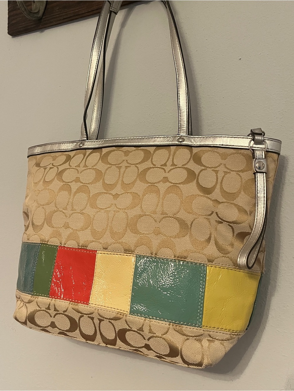 Coach Beige Signature Multi Stripe Tote F17426 - Picture 8 of 15